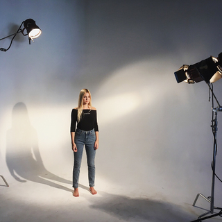 Ava Locklear feet photo thumbnail