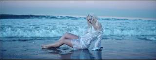 Ava Max feet photo thumbnail
