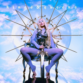 Ava Max feet photo thumbnail