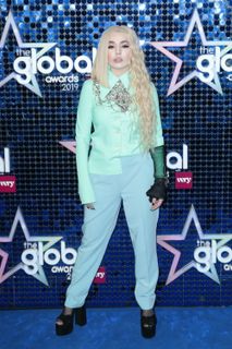 Ava Max feet photo 4