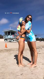 Ava Michelle feet photo thumbnail