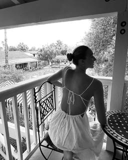 Ava Michelle feet photo thumbnail