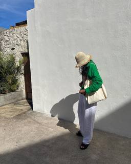 Ava Michelle feet photo thumbnail