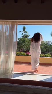 Ava Michelle feet photo thumbnail