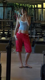 Ava Michelle feet photo 1