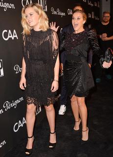 Ava Phillippe feet photo thumbnail