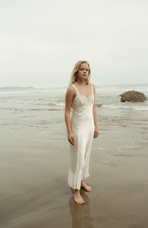 Ava Phillippe feet photo thumbnail