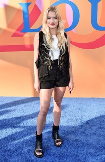 Ava Phillippe feet photo thumbnail