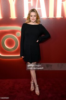 Ava Phillippe feet photo thumbnail