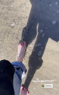 Avalon Warren feet photo 18