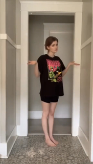 Avalon Warren feet photo 19