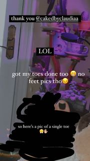 Avani Gregg feet photo thumbnail