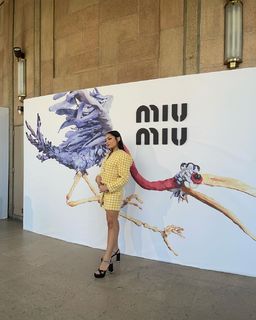 Avani Gregg feet photo thumbnail