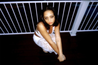 Avani Gregg feet photo thumbnail