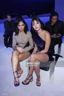 Avani Gregg feet photo thumbnail