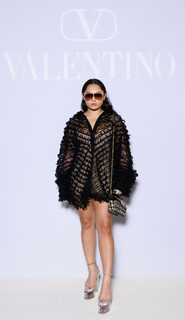 Avani Gregg feet photo thumbnail