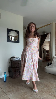 Avani Gregg feet photo thumbnail