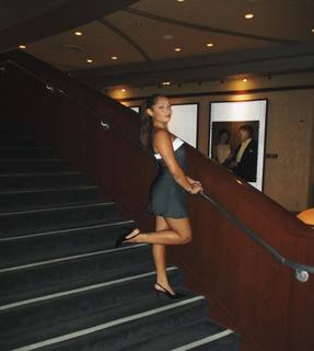 Avani Gregg feet photo thumbnail