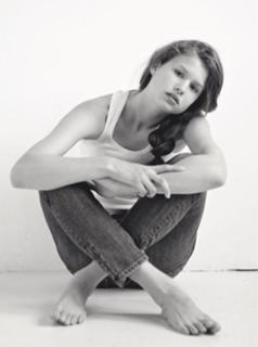 Avery Konrad feet photo 2