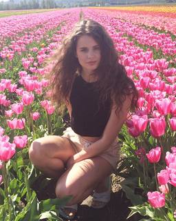 Avery Konrad feet photo 5