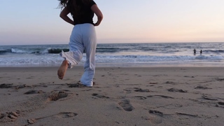 Avia Butler feet photo 3