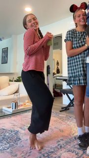 Avia Butler feet photo 12