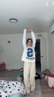 Avia Butler feet photo 4