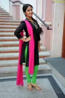 Avika Gor feet photo 18