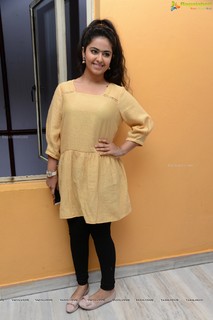 Avika Gor feet photo 13