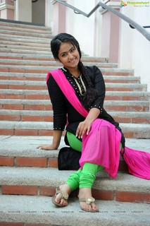 Avika Gor feet photo 8