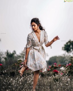 Avika Gor feet photo 4