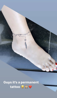 Avneet Kaur feet photo thumbnail