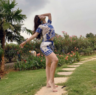 Avneet Kaur feet photo thumbnail