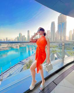 Avneet Kaur feet photo thumbnail