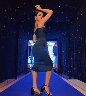 Avneet Kaur feet photo thumbnail