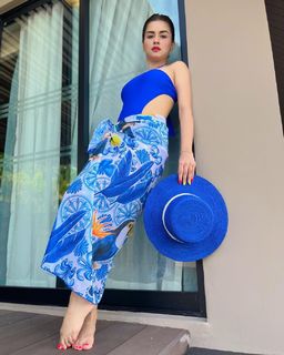 Avneet Kaur feet photo thumbnail