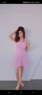 Avneet Kaur feet photo thumbnail