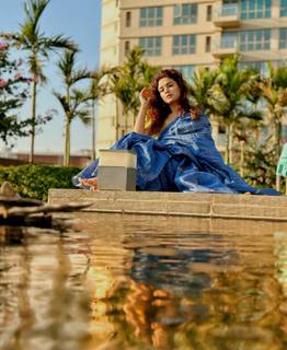 Avneet Kaur feet photo thumbnail