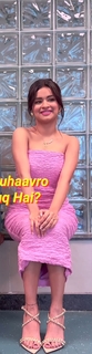 Avneet Kaur feet photo thumbnail