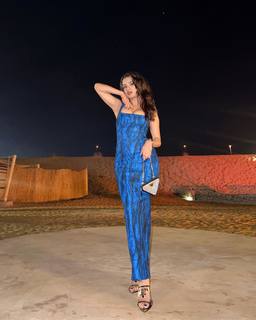 Avneet Kaur feet photo thumbnail