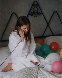 Avril Lavigne feet photo 1