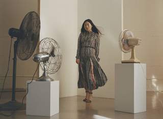 Awkwafina feet photo thumbnail