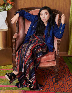 Awkwafina feet photo thumbnail