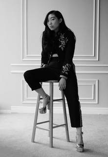 Awkwafina feet photo thumbnail