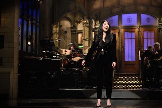 Awkwafina feet photo thumbnail