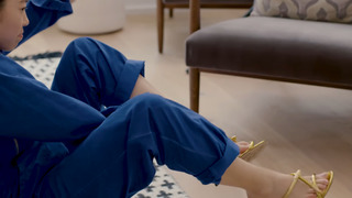 Awkwafina feet photo thumbnail