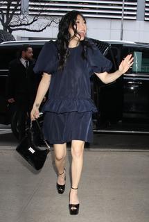 Awkwafina feet photo thumbnail