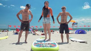 Awkwafina feet photo thumbnail