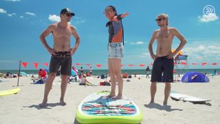 Awkwafina feet photo thumbnail