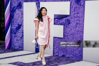 Awkwafina feet photo thumbnail